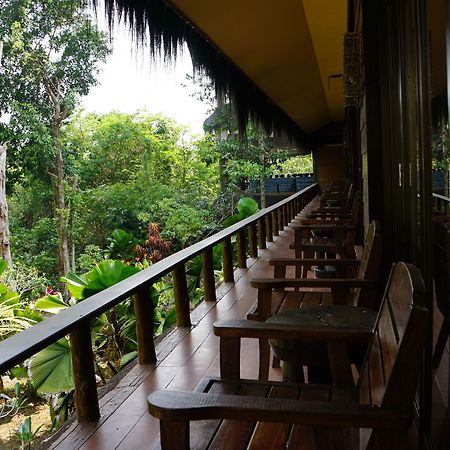 Samboja Lodge Balikpapan  Exterior foto